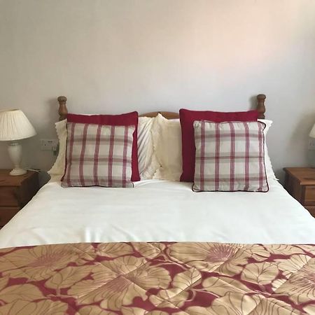 The Cock Inn Bed And Breakfast Glemsford Екстериор снимка